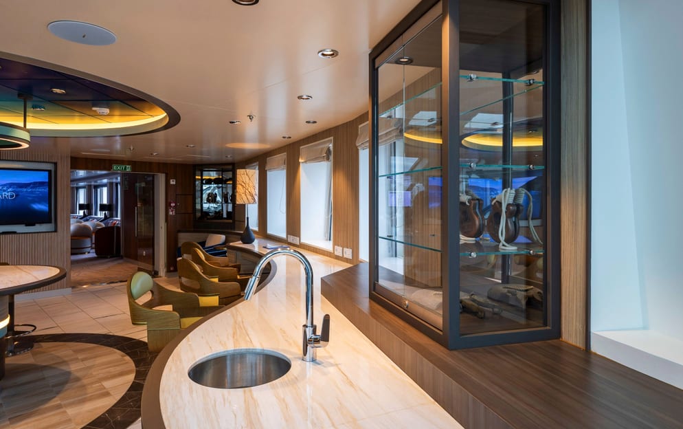 AE Expeditions, SYLVIA EARLE, Sylvia Earle, Richard I'Anson.jpg